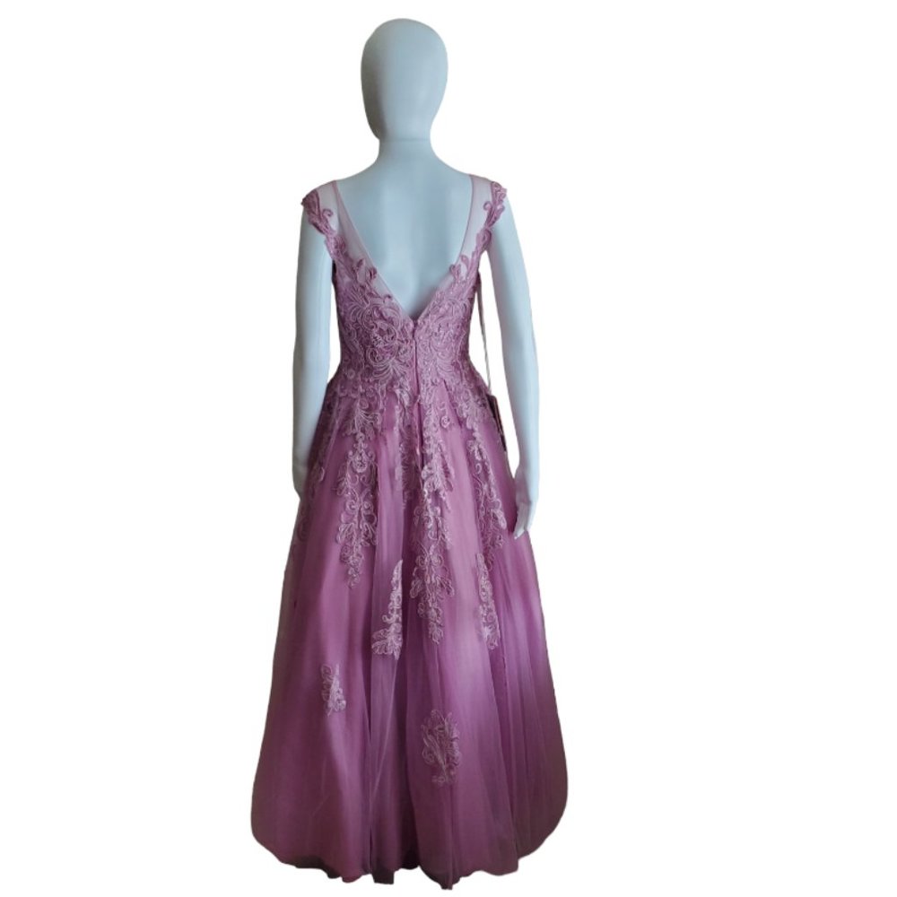 NWT JJ'S House A-Line Scoop Neck Floor-Length Tulle Lace Evening Dress W/Sequins - Picture 6 of 8
